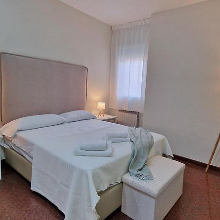 Modern Apartment Close To The Camp Nou Stadium Barcelona Eksteriør bilde